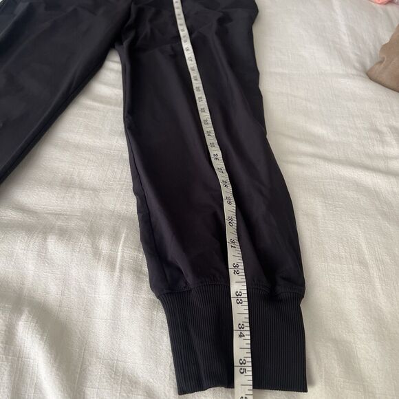 Nike Women Dri-fit Joggers Black Sz Medium Swoosh Logo Pockets - Picture 11 of 13